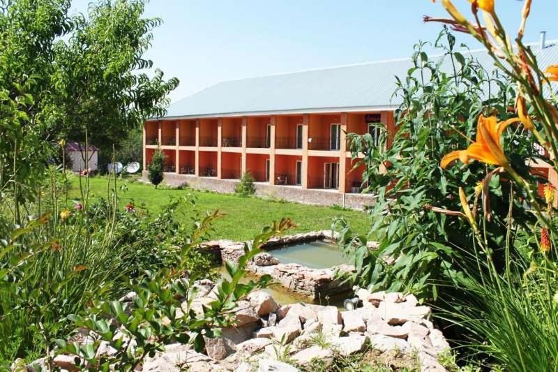 Avenue Park Hotel Yusufkhona Ngoại thất bức ảnh