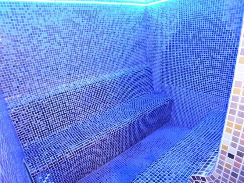 Avenue Park Hotel Yusufkhona Ngoại thất bức ảnh