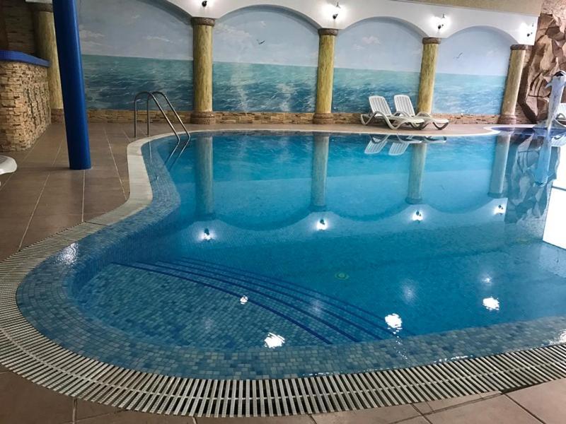 Avenue Park Hotel Yusufkhona Ngoại thất bức ảnh