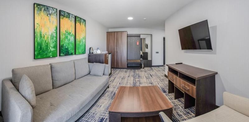 Avenue Park Hotel Yusufkhona Ngoại thất bức ảnh